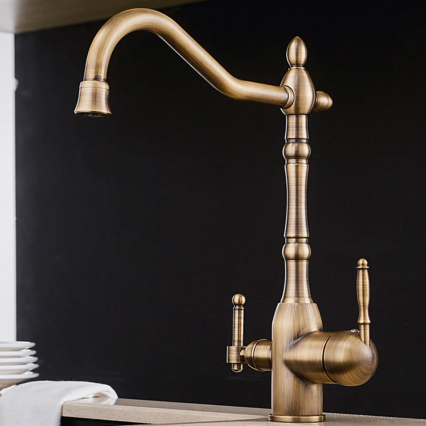Extended Kitchen Faucet With Water Filtration